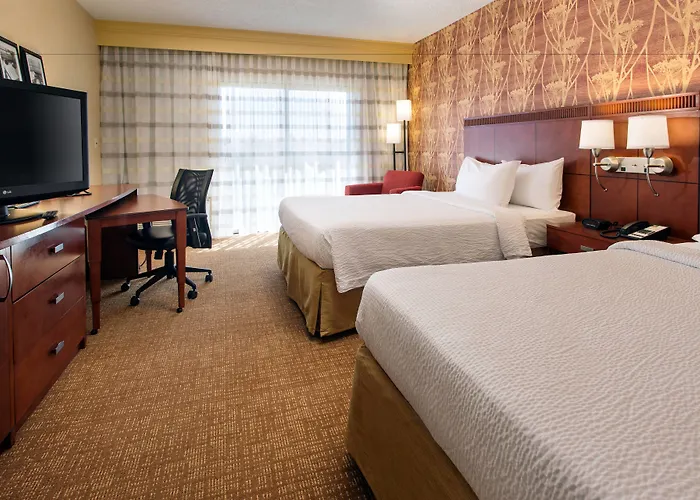 Courtyard By Marriott Phoenix 3*