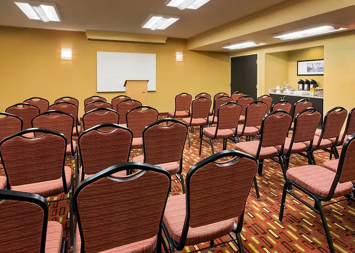 Hotel Courtyard By Marriott Phoenix 3*