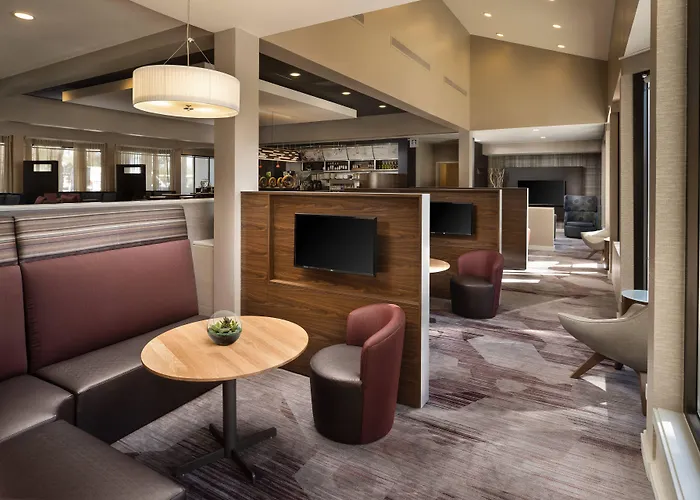 Hotel Courtyard By Marriott Phoenix 3*