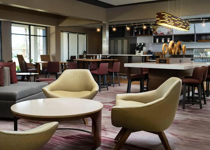 Courtyard By Marriott Phoenix 3*