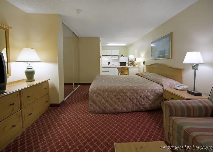 Hotel Courtyard By Marriott Phoenix 3*