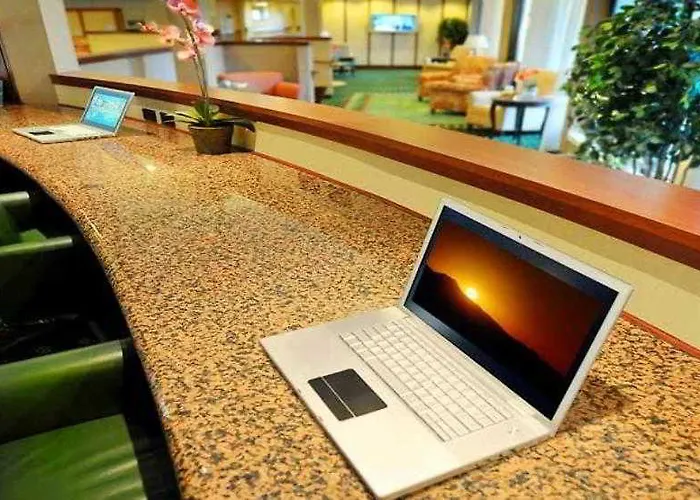 Hotel Courtyard By Marriott Phoenix 3*