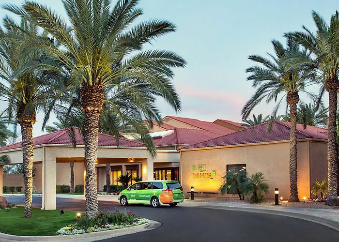 Hotel Courtyard By Marriott Phoenix 3*